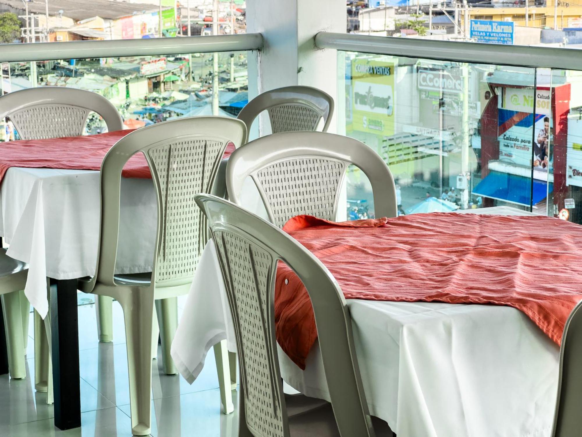 Bazurto Plaza Hotel
