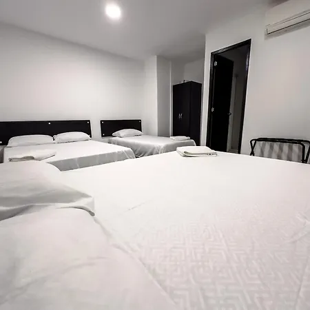 Hotel Bazurto Plaza *