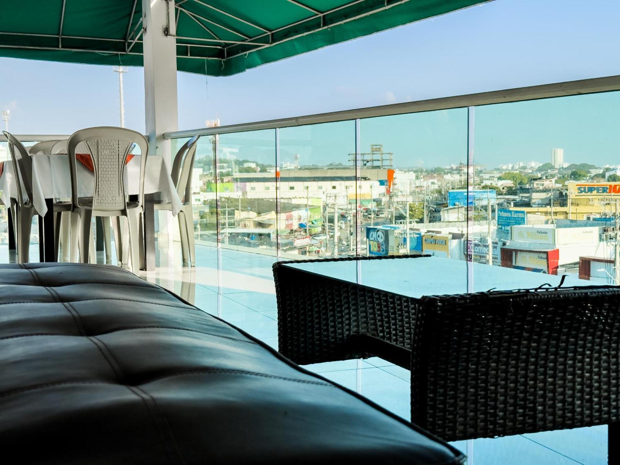 Bazurto Plaza * Cartagena